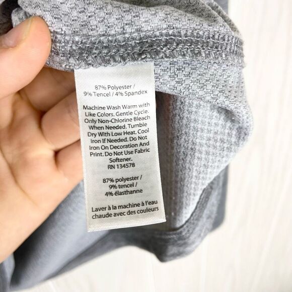 Vineyard Vines Women's Gray Long sleeve Whale Performance Hoodie Small - Picture 7 of 8